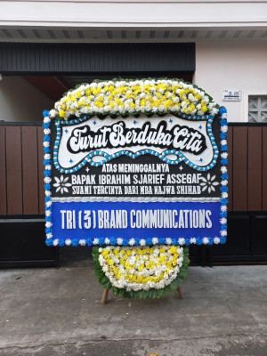 Papan Bunga Duka di Dembe Jaya